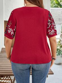 EMERY ROSE Blusa de talla grande casual con estampado floral y parches, conjunto de verano para mujeres, atuendo de vacaciones para mujer