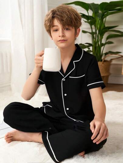 SHEIN Leap Crew 2 件套 青少年男孩休闲领口前开口袋短袖上衣和裤子睡衣套装