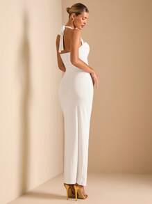 SHEIN BAE Vestido ajustado con decoración metálica con lazo en la cintura y espalda descubierta, sexy para resort