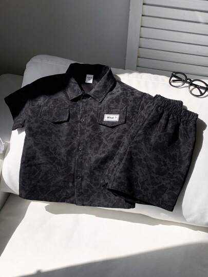 SHEIN 2 件套年轻男孩休闲时尚舒适简约百搭宽松柔软短袖衬衫和短裤套装，适合春夏季、日常、运动、郊游、学校、聚会、节日、摄影、韩式年轻男孩西装套装年轻男孩套装年轻男孩 2 件套