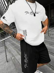 Manfinity Homme Conjunto de camiseta de manga corta con estampado de eslogan y pantalones cortos informales para hombre, conjunto de 2 piezas de verano para hombre