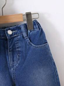 Conjunto informal de 2 piezas con chaleco de mezclilla y shorts para niños pequeños