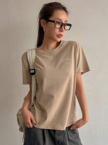 DAZY Letter Printed Short Sleeve T-Shirt - Khaki - View 9