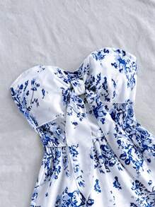 Dreamara Jumpsuit Tanpa Lengan Model Halter Motif Bunga untuk Wanita Ukuran Besar, Gaya Bohemian Boho, Romantis, Liburan Bermotif Bunga - Blue and White - View 4