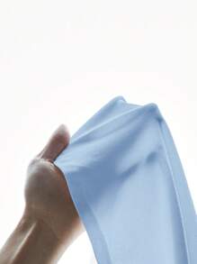 SHEIN BASICS Camiseta de manga corta con cuello en V de unicolor talla grande, simple y de moda para el verano - Azul - Ver 10