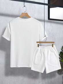 Manfinity RSRT Men's Letter Print Round Neck Short Sleeve Casual T-Shirt And Drawstring Waist Shorts Set Men's 2 Pieces Outfits Summer