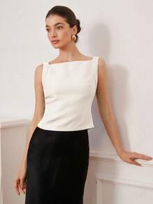 Aveloria Rosie 2025 Solid Color Textured Top, French Elegant Fitted Cropped Top With Flared Hem - White - View 3