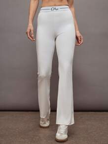 Activina Damen Hose mit Buchstaben-Muster und ausgestelltem Bein, Lässig & Fitness