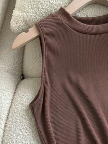 Franclia 2 件女式夏季商务休闲装：咖啡棕色无袖高领紧身衣，带口袋和腰带装饰，棕色竖条纹阔腿短裤 - 咖啡棕 - 查看 4