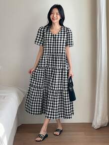 DAZY Women's Long V-Neck Loose Plaid Dress, Elegant Style,Casual Women Dresses - Black and White - View 2