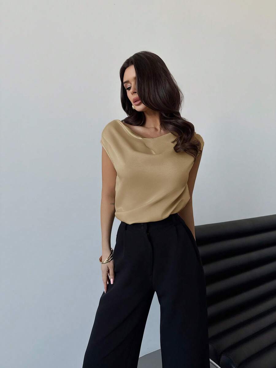 Firerie 优雅纯色绉布休闲工作无袖不对称褶领女式衬衫，适合约会、通勤和日常办公室穿着，春夏季 - 卡其色 - 查看 1