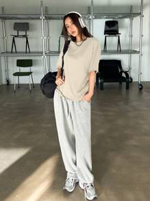 DAZY Short Sleeve T-Shirt With Letter Embroidery Oversized T-Shirt - Apricot - View 5