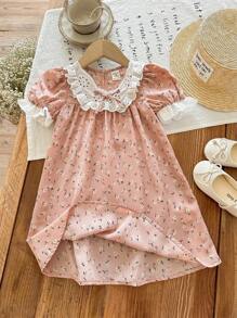 SHEIN LMoss Kids Dozemod Baby Girl Baby Girl Simple Ditsy Floral Ruffle V Neck Puff Sleeve Woven Princess Style Summer Nightgown - Pink - View 4