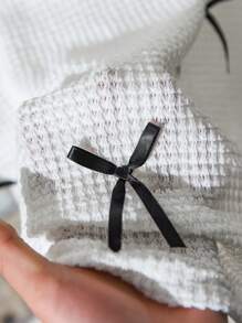 CosyJoli Plus Size Women's Black Bow Decor White Waffle Fabric Comfortable & Fashionable Round Neck T-Shirt - White - View 6