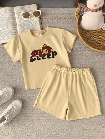 Blossori Young Boys' Elegant French Style Apricot Color Bear Print T-Shirt And Shorts Set, Spring/Summer