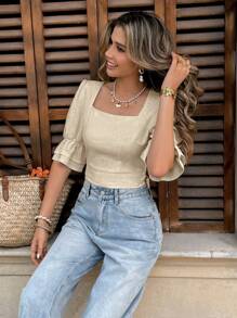 SHEIN Frenchy بلوزة عصرية بتصميم ربطة خلفية وأكمام ناقوسية باللون الأحادي مناسبة للعطلات