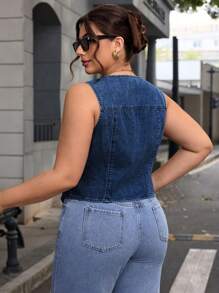 SHEIN Essnce 大码女式单排扣V领休闲牛仔背心夹克 - 深色水洗藍 - 查看 2