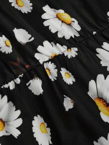SHEIN Clasi 大码女式彼得潘领圆领修身优雅花卉印花中长款黑色休闲短袖连衣裙 - 彩色 - 查看 6