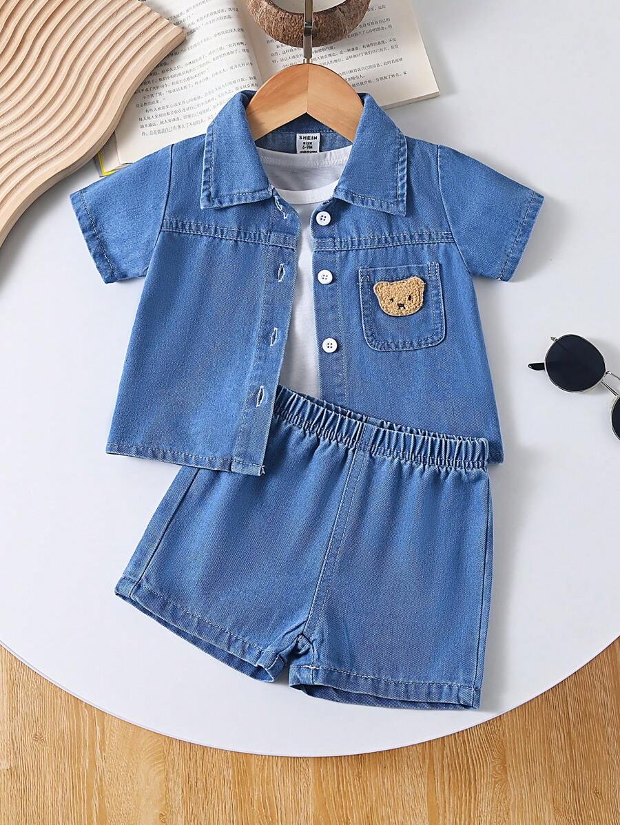 SHEIN Playful Pals Bộ đồ denim xanh mùa hè cho bé trai, áo cardigan tay ngắn ve thời trang kết hợp với quần short, phong cách thường ngày, dáng rộng, thích hợp cho các buổi đi chơi, giải trí tại nhà, thể thao hàng ngày, sự kiện tiệc tùng - Màu xanh nhạt - Xem 1