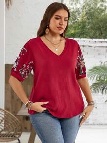 EMERY ROSE Blusa de talla grande casual con estampado floral y parches, conjunto de verano para mujeres, atuendo de vacaciones para mujer