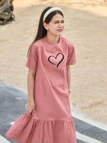 SHEIN Tween Girl Loose Fit Ruffle Hem Heart Embroidery Decor Casual Shift Dress - Pink - View 5
