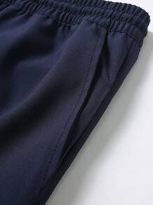 Manfinity RSRT 男士休闲棕榈树印花短袖衬衫和短裤套装，度假