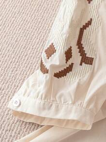 Franclia Retro Heavily Embroidered 3/4 Sleeve Crew Neck Casual Shirt - Apricot - View 3