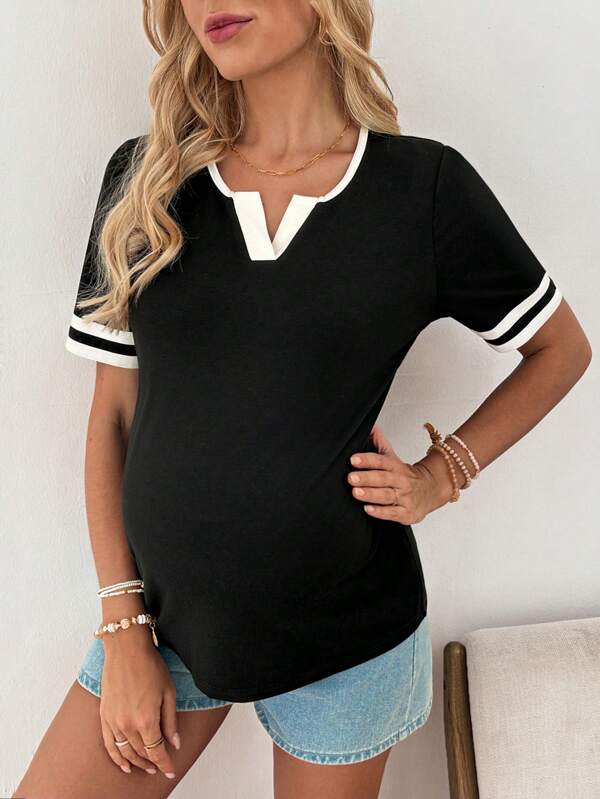 SHEIN Maternity Summer Casual Contrast Color V-Neck Graphic T-Shirt