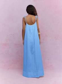 MISSGUIDED Tying Knot Detail Strap V-Neck Maxi Dress Cute Sundress
