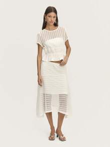 Nöista Elegante blusa de encaje a crochet con detalle de fruncido y mangas cortas. Perfecta para primavera-verano, eventos nupciales, graduaciones y looks de Pascua.