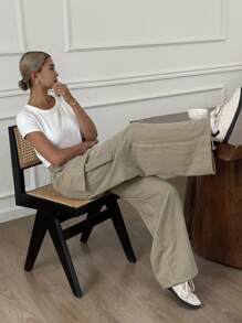 DAZY Women's Solid Color Loose Pocket Belt Cargo Pants, Casual Street-Style Summer Trousers - Khaki - View 3