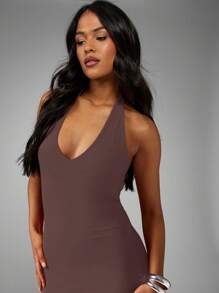 MISSGUIDED 深 V 领带挂脖紧身鱼尾长连衣裙 - 咖啡 - 查看 4
