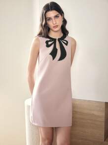 MOTF STUDIO SEQUIN BOW PATTERN KEYHOLE NECK DRESS - White - View 2