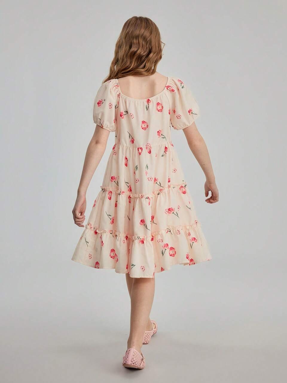 Beige Summer Cute Tea Party Tween Girl Vintage European Style Low Round Neck Puff Sleeve Cake Dress Oversized Pleat Heavy Embroidery Ditsy Floral