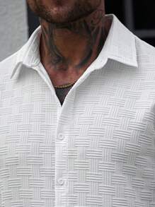 Manfinity CasualCool Completo casual da uomo, composto da camicia a maniche corte monopetto tinta unita e pantaloni - Bianco - Visualizzare 7