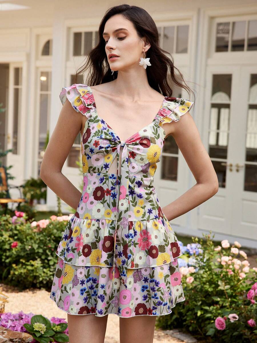 SHEIN Unity 女式迷你连衣裙,碎花雪纺面料,双层荷叶边饰边,肩带装饰,心形领口,正面结饰细节,多层荷叶边下摆,优雅可爱,适合派对、婚礼宾客 - 咖啡 - 查看 1