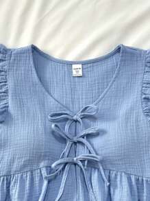 SHEIN Conjunto de top con chaleco de cárdigan con volantes y lazos y shorts de línea A con cintura con lazo, de color azul texturizado, suave y amigable con la piel, para adolescentes, ropa de verano, atuendos de vacaciones, atuendos de playa, ropa de estar en casa, vacaciones en el campo