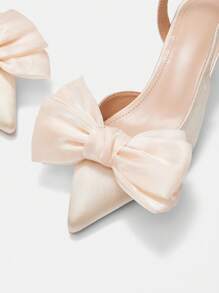 CUCCOO CURVES Sepatu hak tinggi model slingback elegan warna aprikot satin dengan ujung runcing, ukuran plus dan pas untuk semua musim. - Aprikot - View 3