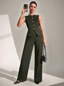 Costume décontracté femme composé d'un gilet unicolore boutonnage simple et d'un pantalon