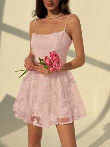 Aloruh Vestido entallado con escote de tirantes finos, malla y bordados románticos para la temporada de bodas y citas