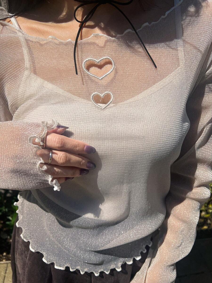 FRIFUL Áo ba lỗ ôm sát viền trái tim xuyên thấu dành cho nữ, tay dài - Màu be - Xem 1