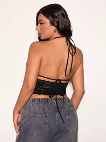 SHEIN BAE 大码女式优雅性感蕾丝拼布 V 领细肩带露背吊带背心，基本款弹力针织修身短款上衣，Y2K 风格，露背上衣，夏季上衣，大码上衣，Y2k 上衣，可爱夏季上衣，露背上衣，性感上衣，沙滩上衣，曲线加大上衣，V 领上衣，乐队 T 恤，女式街头服饰，黑色紧身胸衣，沙滩女装，毕业 - 黑色 - 查看 3