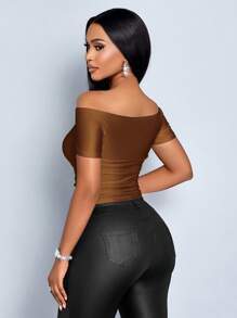 SOLERSUN Damen einfarbiges Off-Shoulder Slim Fit T-Shirt mit kurzen Ärmeln und Raffungen