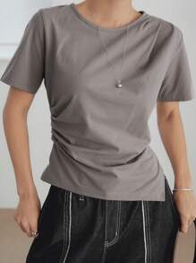 Dazy-Less 女士简约纯色商务休闲不对称下摆褶皱侧开衩短袖 T 恤，夏季 - 灰色 - 查看 3