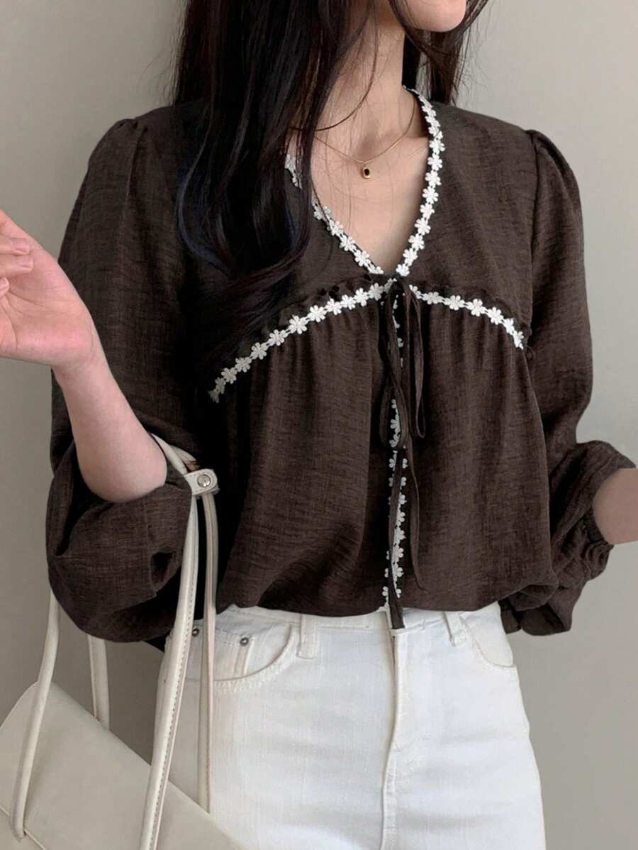 DAZY 女士蕾丝拼接撞色宽松长袖抽绳V领度假衬衫，春夏秋装