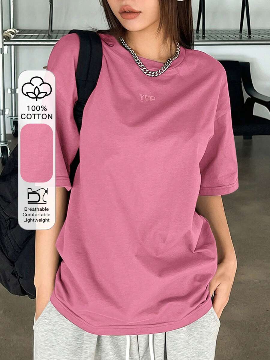 DAZY Camiseta Corta De Manga Corta Con Diseño De Hombros Caídos Y Bordado De Letras - Rosa Fucsia - Ver 1