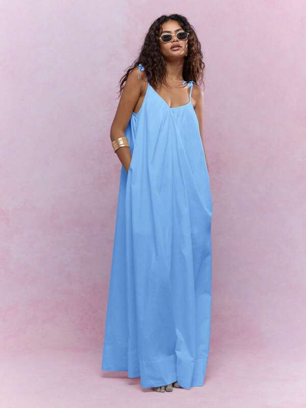 MISSGUIDED Tying Knot Detail Strap V-Neck Maxi Dress Cute Sundress