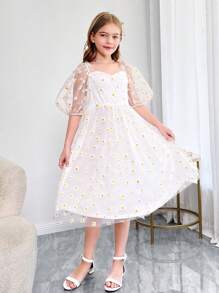 Váy trắng tay bồng cổ vuông lưới hoa cúc cho bé gái tuổi mới lớn, trang phục đôi cho mẹ và bé - trắng - Xem 9