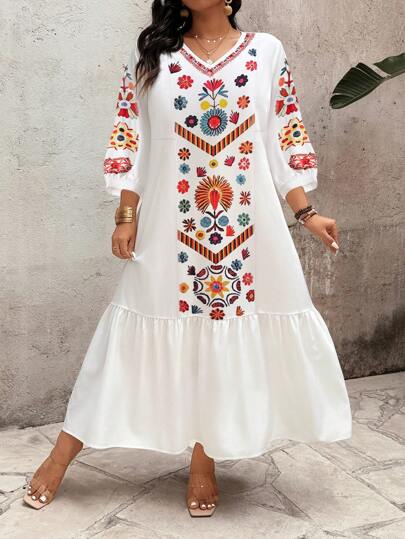 EMERY ROSE Plus Size Casual & Holiday Style Floral V-Neck Dress