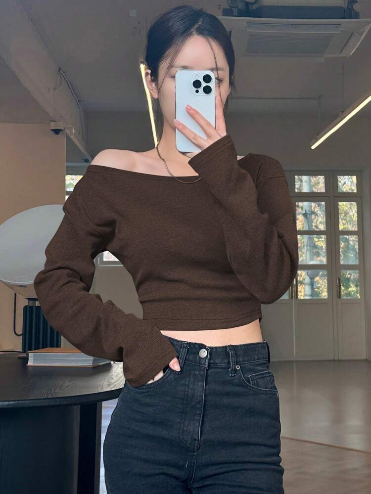 1pc Women's Solid Color Off Shoulder Tight Cropped T-Shirt, Brown, Spring/Summer/Autumn Long Sleeve Women Tops
